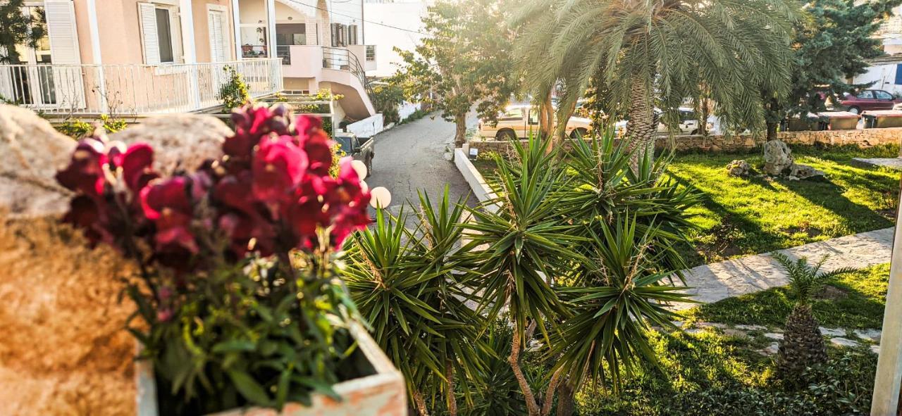 باليكاسترون Knossos Apartments المظهر الخارجي الصورة